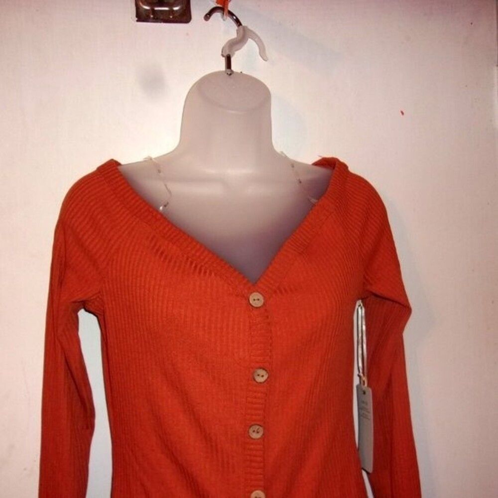 Iris Basic Large Rust Buttonfront Long Sleeved Mi… - image 3